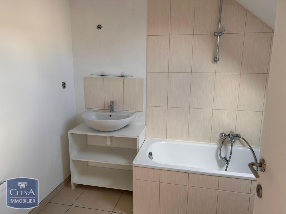 location Appartement - 3 pièce(s) - 65 m² Armentières (59280)
