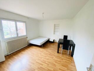  Appartement à louer 1 pièce 21 m²