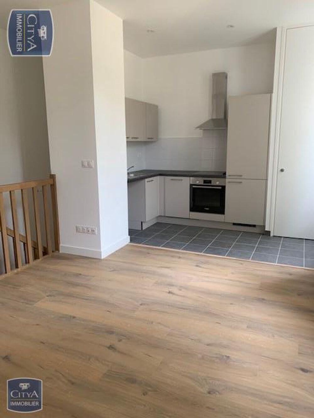 location Appartement - 3 pièce(s) - 61 m² Poitiers (86000)