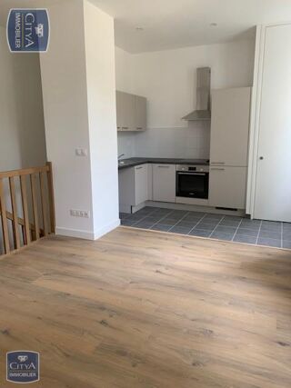  Appartement à louer 3 pièces 61 m²
