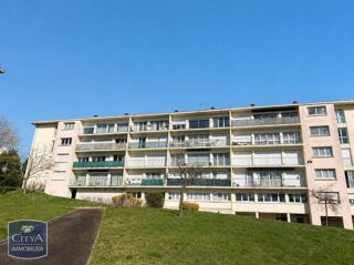  Appartement à louer 4 pièces 79 m²