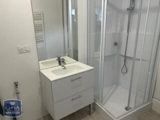 Appartement à louer 2 pièces 46 m²