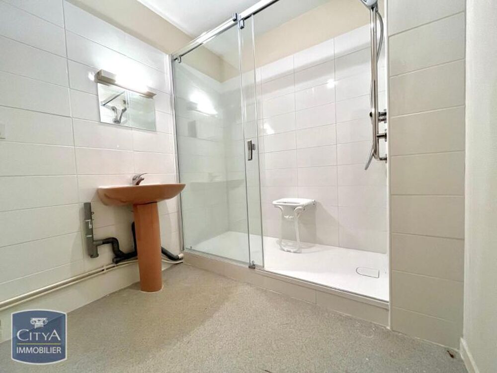 location Appartement - 2 pièce(s) - 72 m² Bourges (18000)