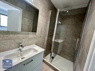  Appartement à louer 2 pièces 27 m²