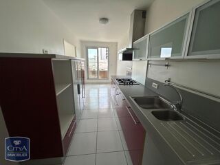  Appartement à louer 4 pièces 73 m²