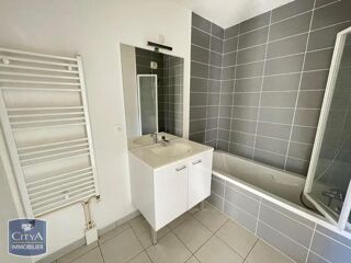  Appartement à louer 3 pièces 62 m²