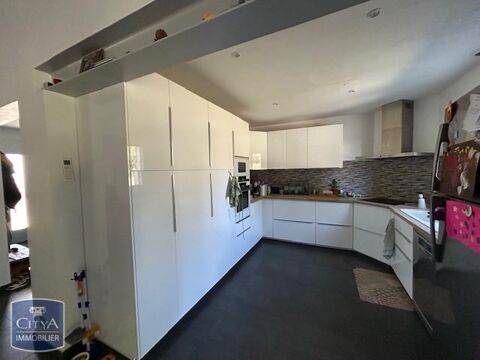  Villa  louer 4 pices 111 m