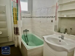  Appartement à louer 1 pièce 34 m²
