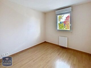 location Appartement - 3 pièce(s) - 65 m² Saint-Brieuc (22000)
