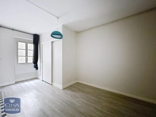  Appartement à louer 3 pièces 50 m²