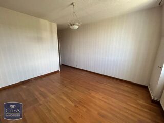  Appartement � louer 4 pi�ces 120 m�