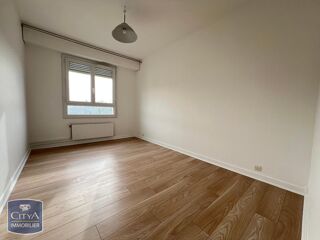  Appartement � louer 3 pi�ces 77 m�