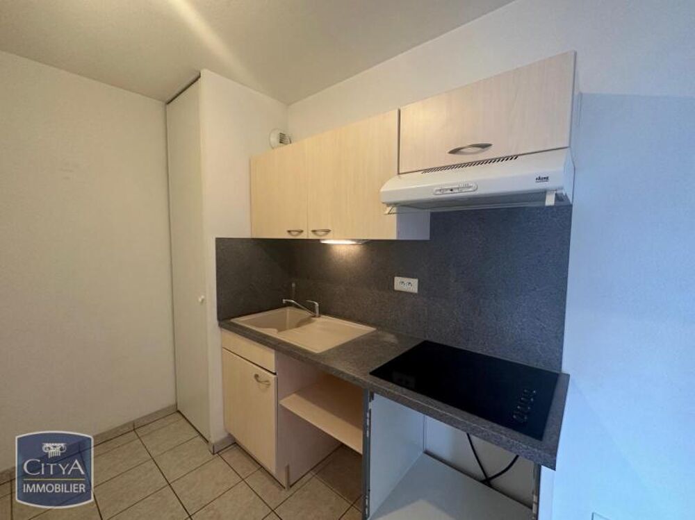 location Appartement - 3 pièce(s) - 65 m² Saint-Quentin (02100)
