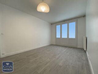  Appartement à louer 3 pièces 52 m²