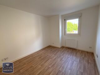  Appartement à louer 3 pièces 67 m²