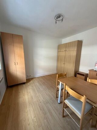  Appartement à louer 1 pièce 17 m²