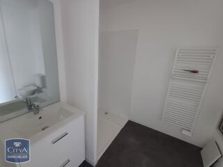  Appartement à louer 1 pièce 40 m²