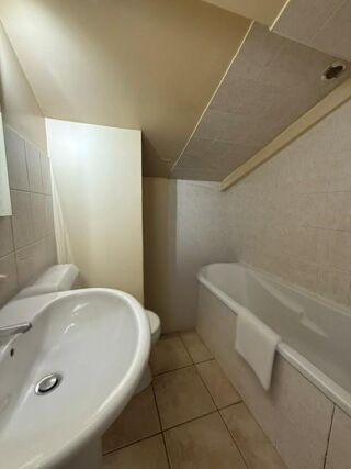  Appartement à louer 1 pièce 19 m²