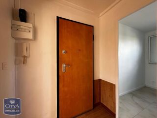  Appartement à louer 3 pièces 56 m²