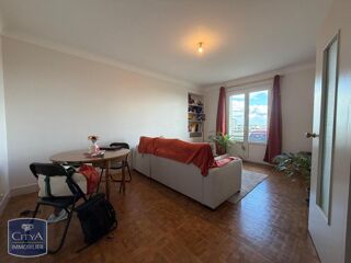  Appartement à louer 2 pièces 50 m²