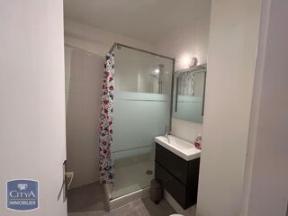  Appartement à louer 1 pièce 40 m²