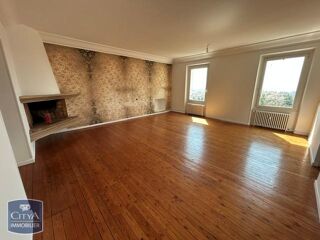  Appartement à louer 4 pièces 150 m²