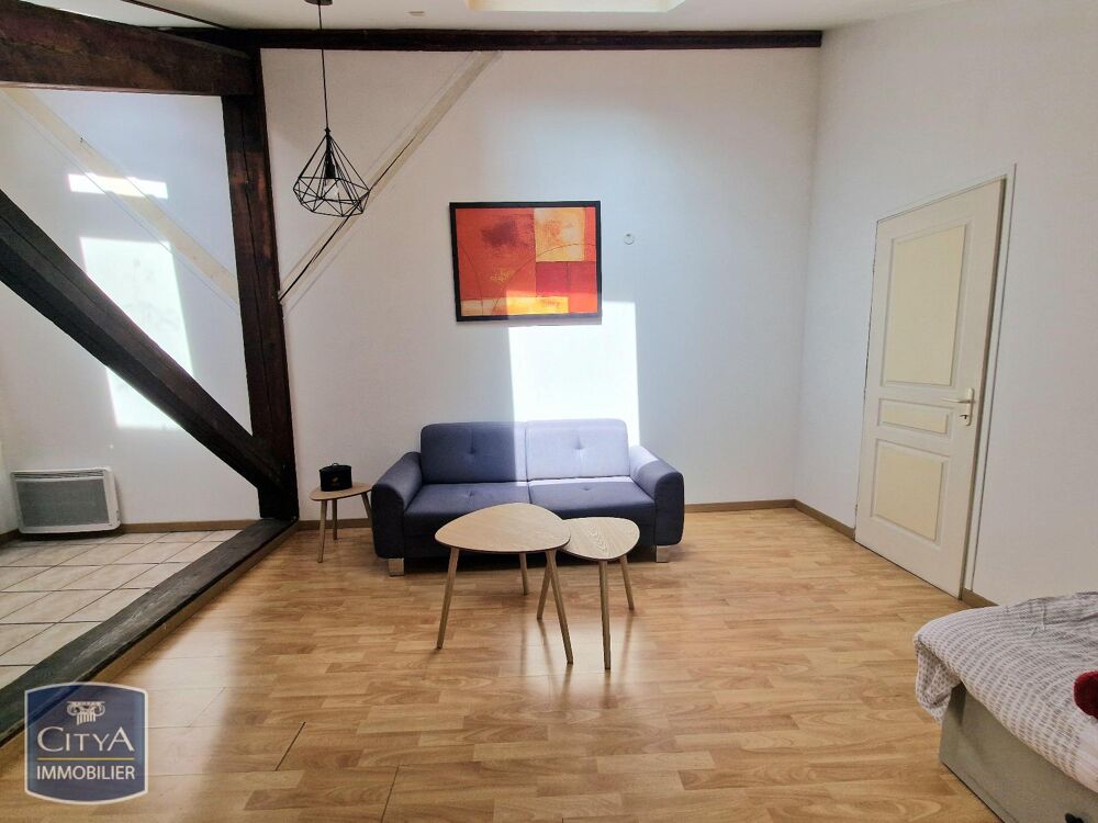 ROANNE CENTRE VILLE - GRAND STUDIO MEUBLÉ AVEC COIN NUIT....