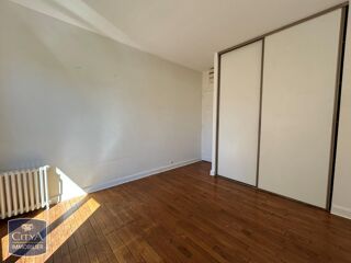  Appartement à louer 3 pièces 65 m²