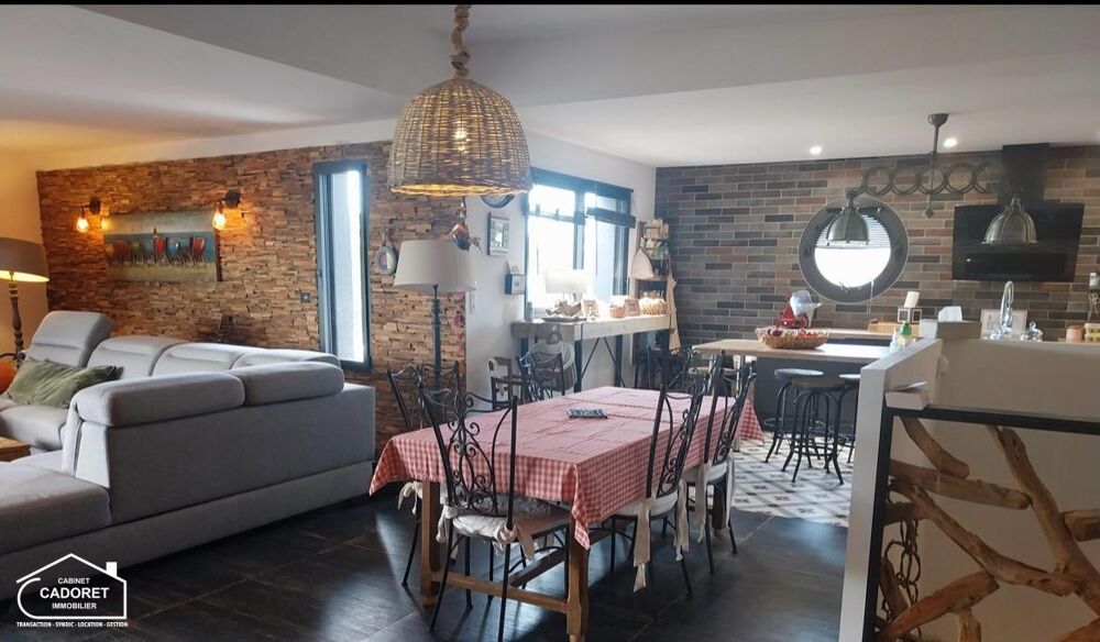 DEMEURE DE CHARME - Le cabinet CADORET Immobilier vous p....