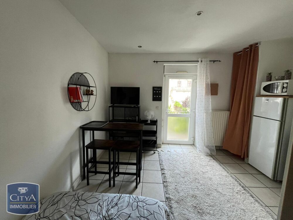 ROANNE- HYPERCENTRE - STUDIO MEUBLE. Appartement studio ....