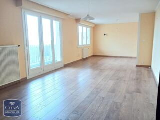  Appartement à louer 4 pièces 90 m²