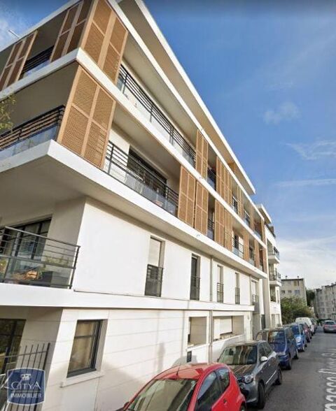  Parking / Garage � louer  Maisons-alfort
