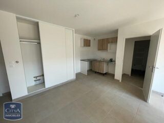  Appartement à louer 3 pièces 60 m²