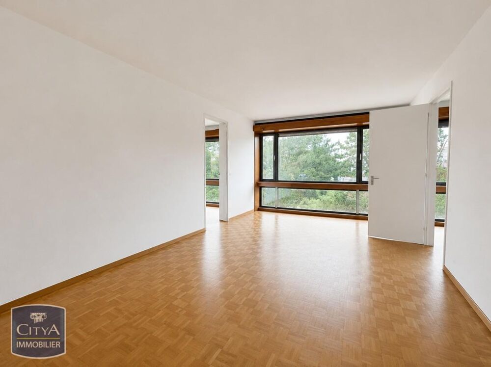 location Appartement - 3 pièce(s) - 72 m² Paris 14