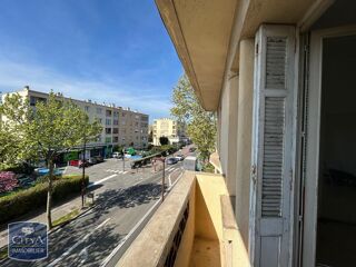 Appartement à louer 4 pièces 87 m²