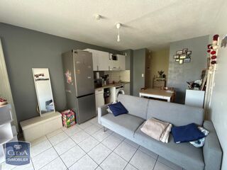  Appartement à louer 2 pièces 37 m²