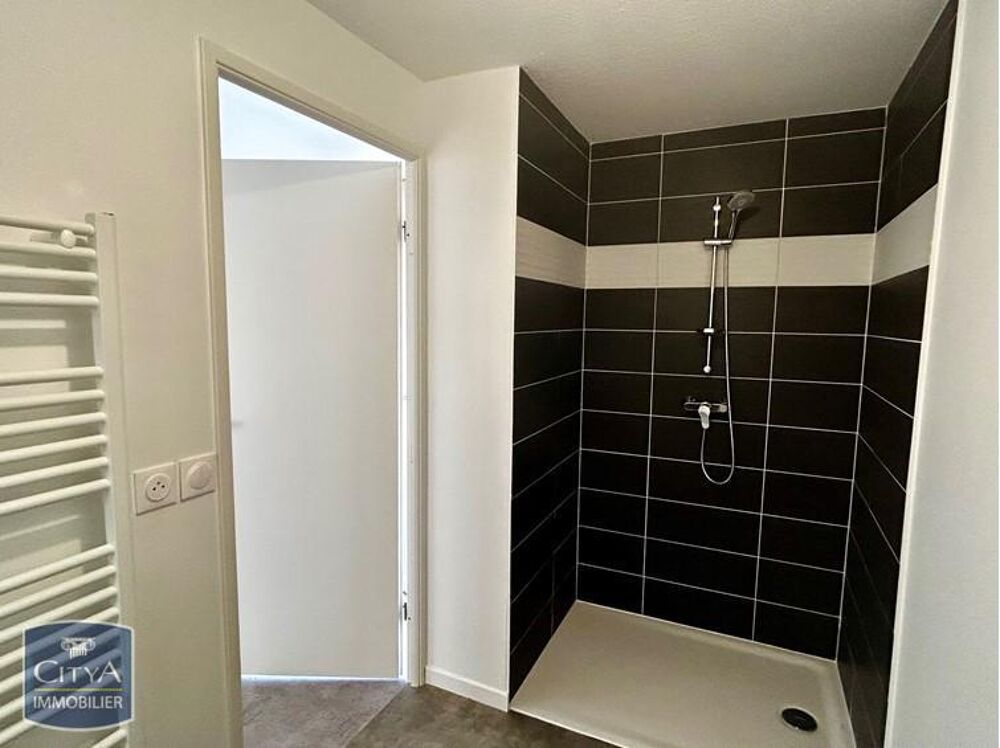 BAISSE DE PRIX - MAISON TRELISSAC Découvrez cette charma....