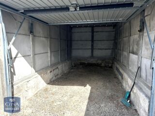  Parking / Garage à louer 12 m²