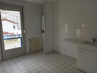  Appartement à louer 2 pièces 53 m²