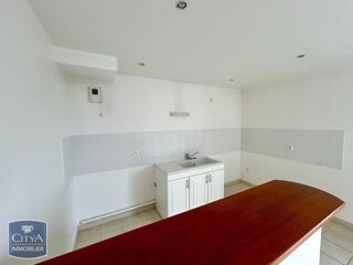  Appartement à louer 4 pièces 114 m²