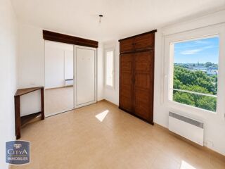  Appartement à louer 4 pièces 73 m²