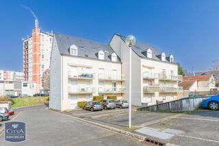  Parking / Garage à louer 