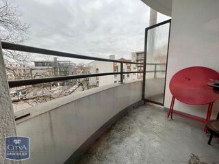  Appartement à louer 2 pièces 50 m²