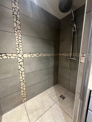  Appartement à louer 3 pièces 56 m²
