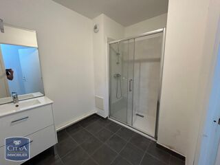  Appartement à louer 3 pièces 58 m²