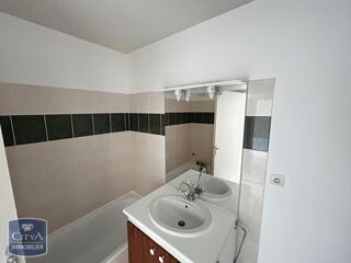  Appartement à louer 2 pièces 46 m²