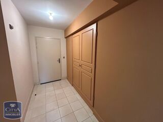  Appartement à louer 2 pièces 45 m²