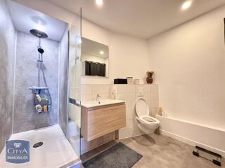  Appartement à louer 2 pièces 42 m²