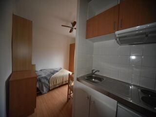  Appartement à louer 1 pièce 17 m²
