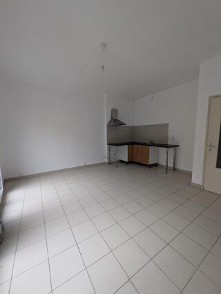  Appartement à louer 2 pièces 37 m²